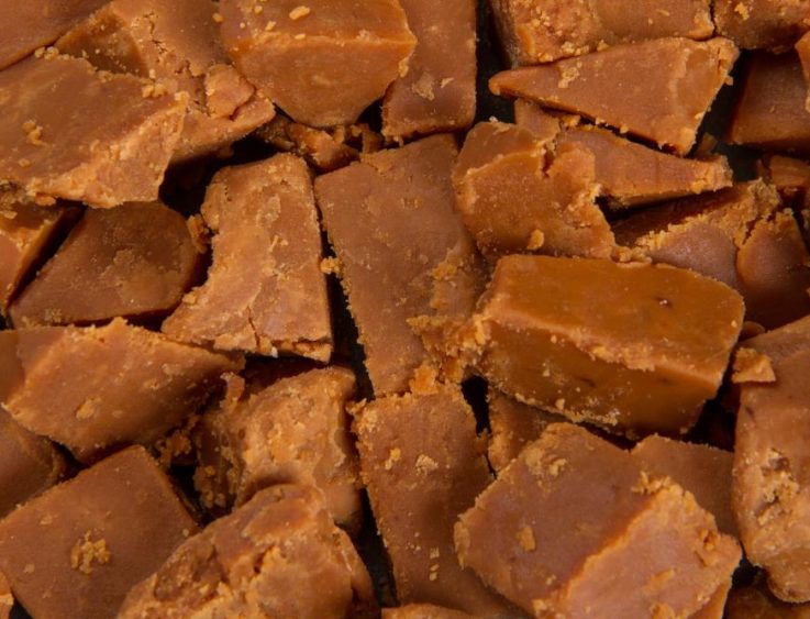 Roly's Strawberries and Cream fudge